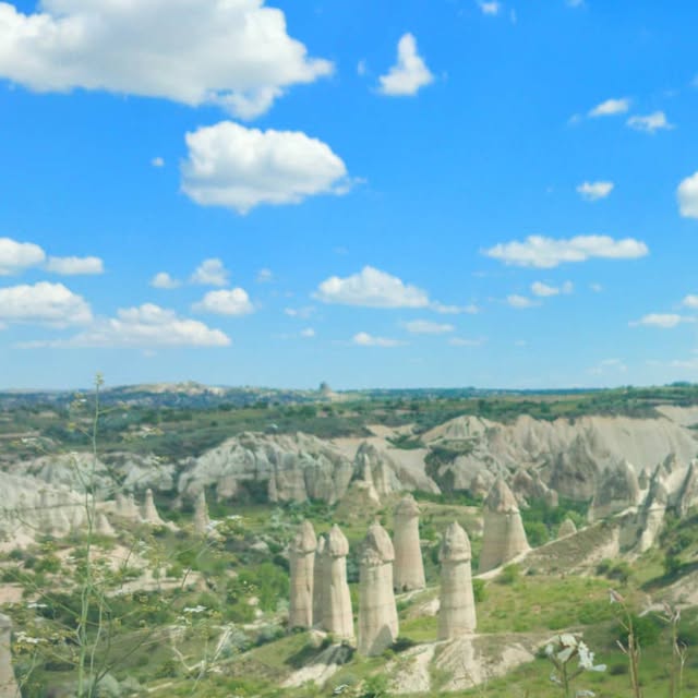 What a beautiful day in Love Valley, Cappadocia. Exploring the surreal landscape with guide Yücel 🎈